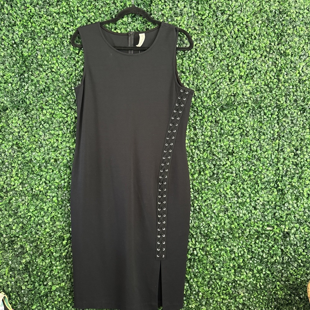 EVEREVE Allison Joy Body Con Ponte Little Black Dress LBD Grommet & Lacing XL